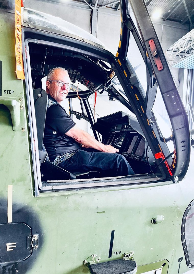 Man. lawyer Gerard Stapleton, in pilot seat of helicopter